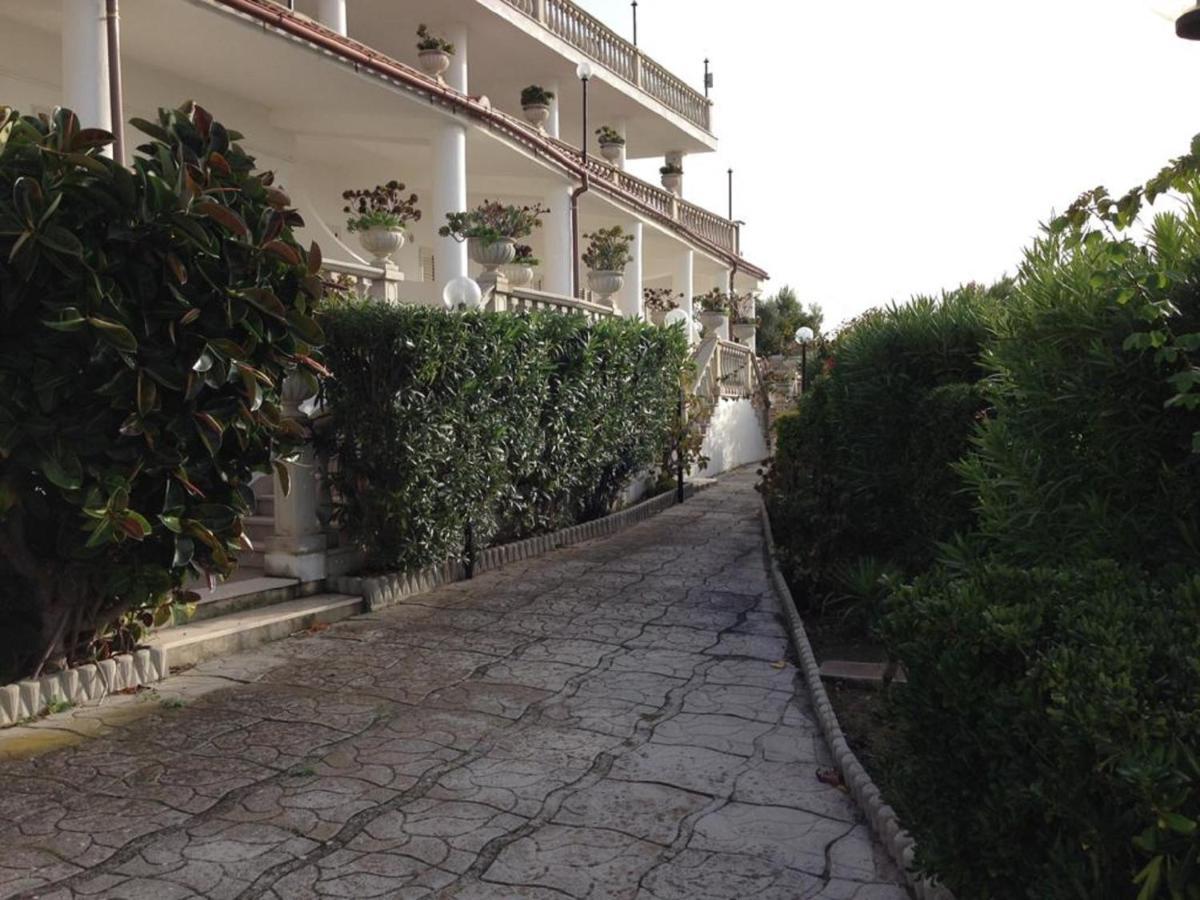 Residence Tramonto Пескичи Экстерьер фото